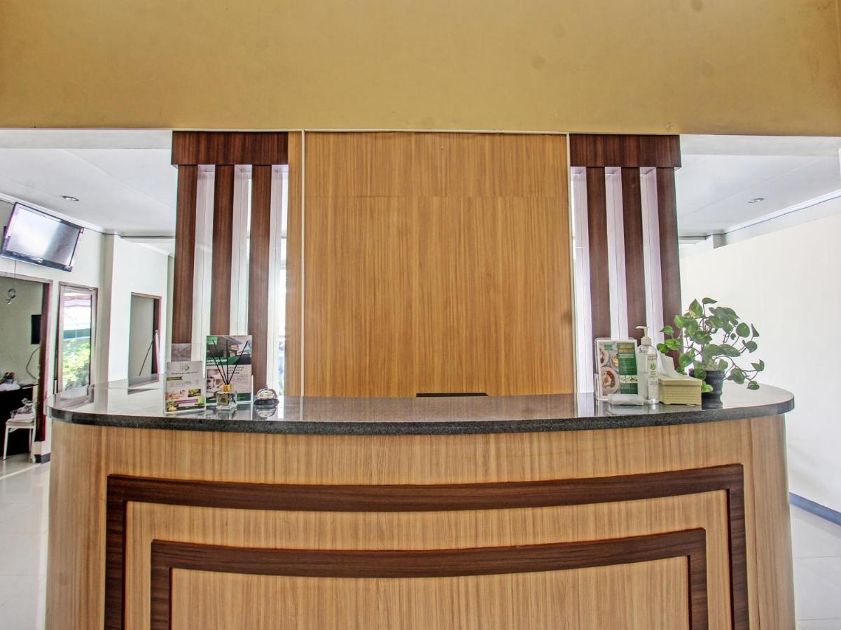 Oyo 91617 Hotel Mutiara Lombok Exteriér fotografie