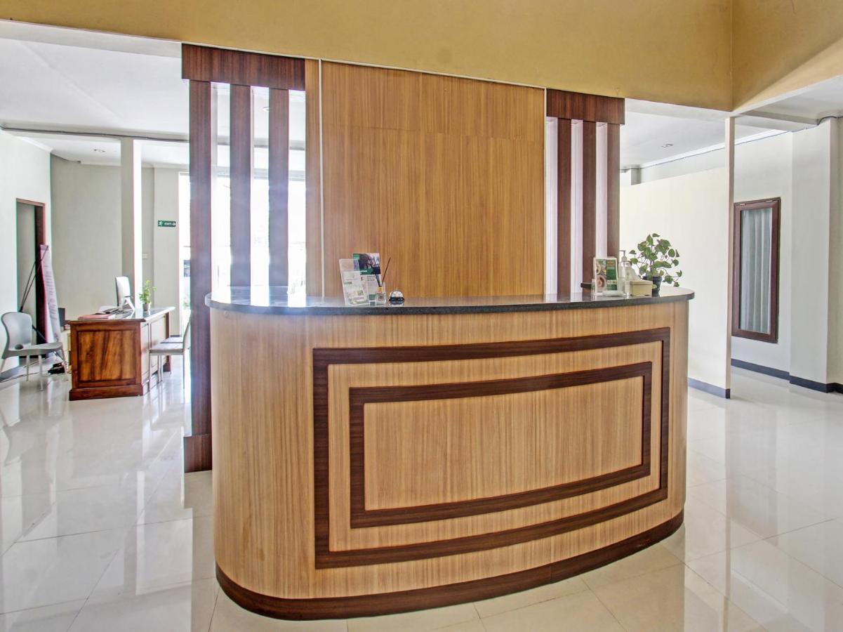 Oyo 91617 Hotel Mutiara Lombok Exteriér fotografie