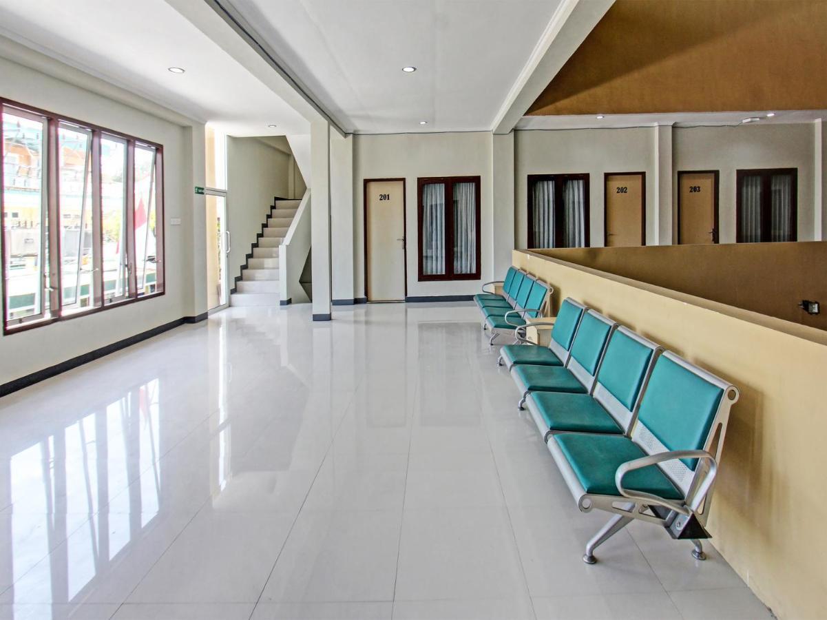 Oyo 91617 Hotel Mutiara Lombok Exteriér fotografie