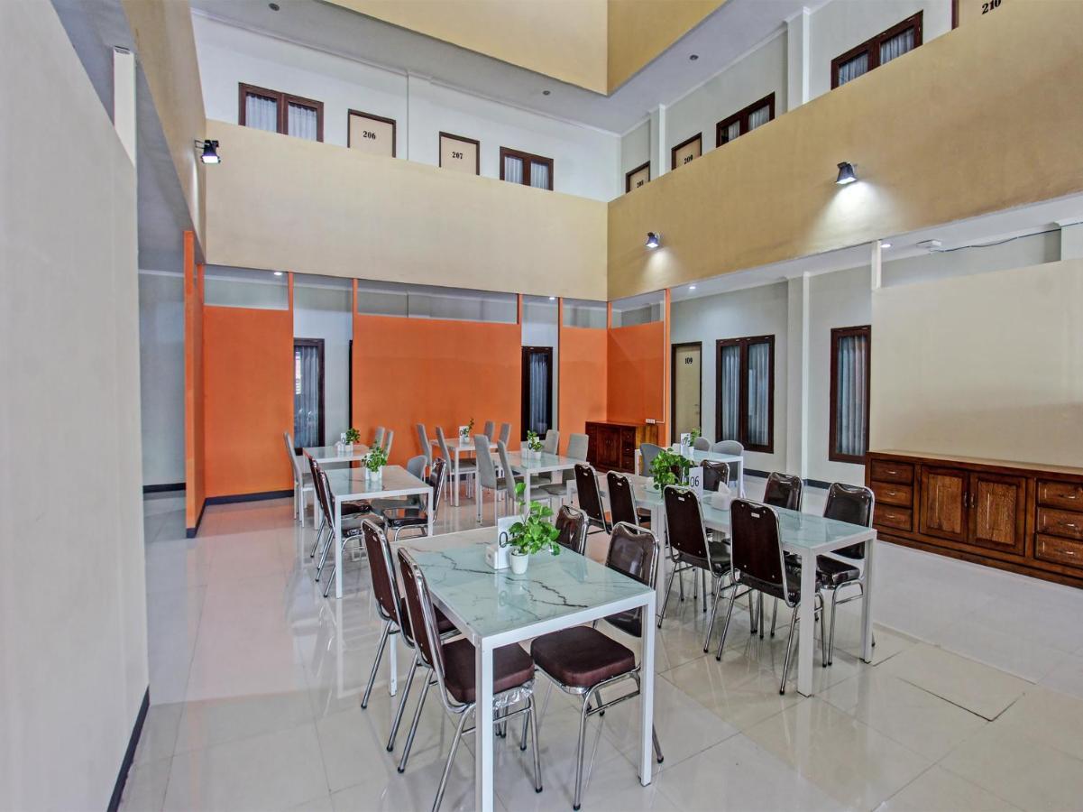 Oyo 91617 Hotel Mutiara Lombok Exteriér fotografie