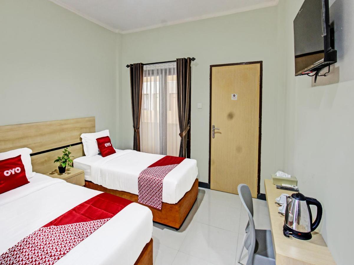Oyo 91617 Hotel Mutiara Lombok Exteriér fotografie